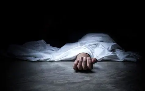 جسد بازیگر معروف در آپارتمانش پیدا شد | این بازیگر احتمالاً حدود دو هفته پیش فوت کرده است +عکس