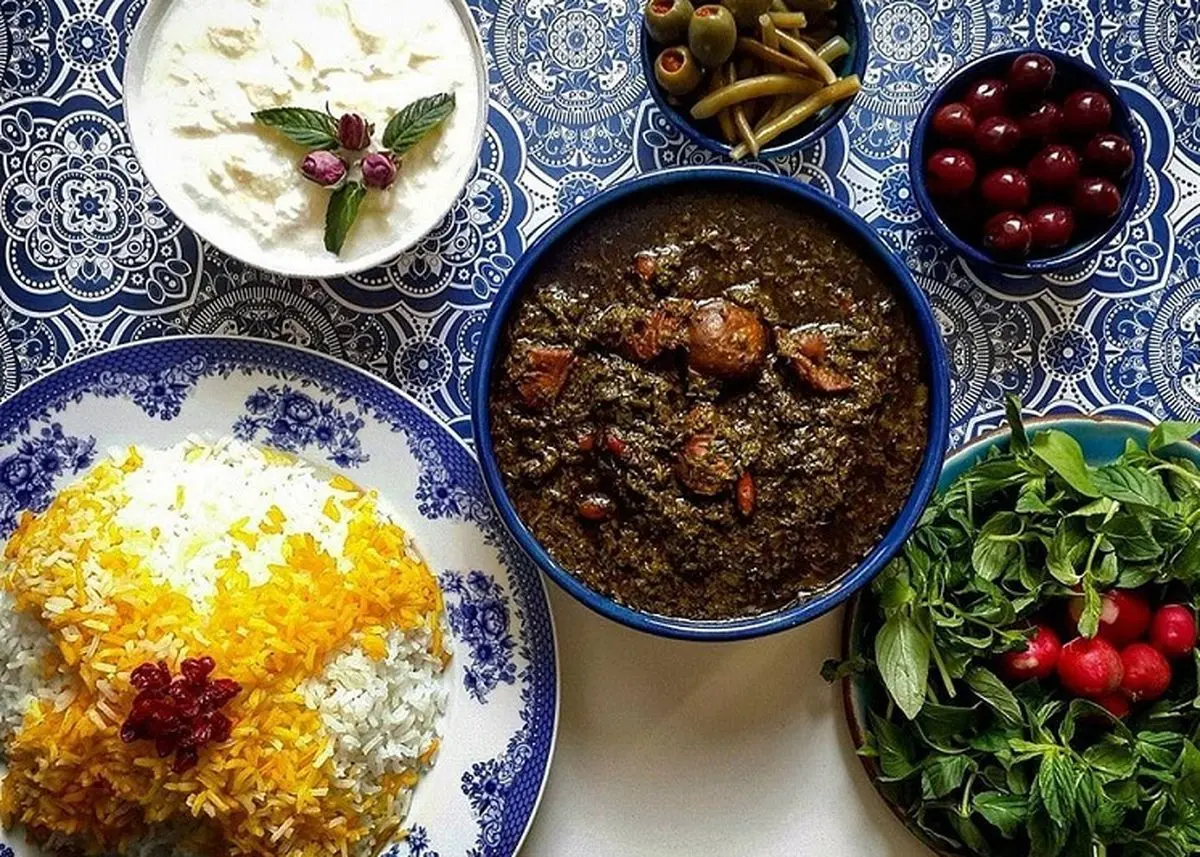 نکات طلایی برای پختن قورمه سبزی خوشمزه | با این روش حسابی کدبانو باش