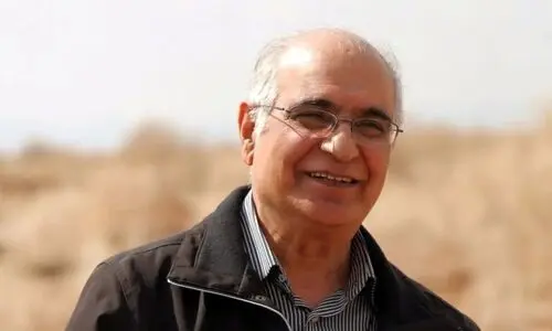 نویسنده قصه‌های مجید در بیمارستان بستری شد | آخریت وضعیت سلامتی هوشنگ مرادی کرمانی