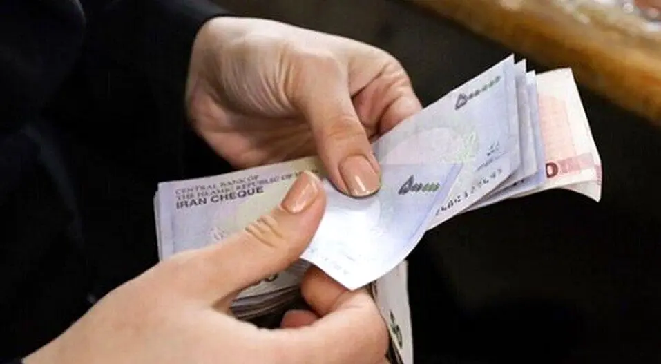 واریز عیدی  جدید رئیسی به مناسبت روز مادر | عیدی 800 هزارتومانی دولت واریز شد