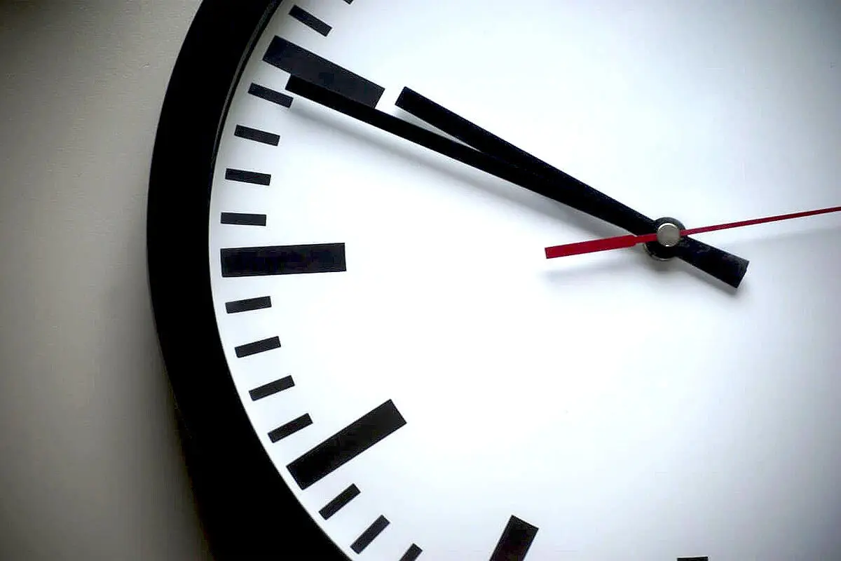 آغاز طرح دورکاری از شنبه ۲۰ اردیبهشت | ساعت کاری جدید ادارات اعلام شد