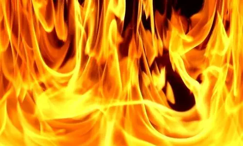 آتش سوزی هولناک یک برج در دبی ! + ویدئو