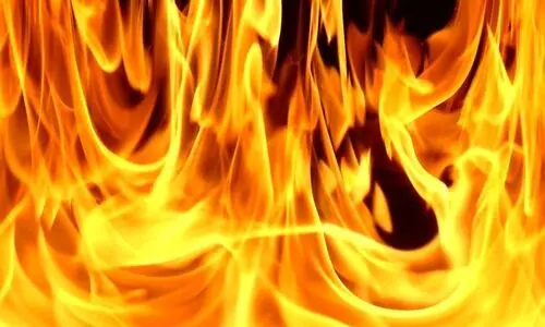 آتش‌سوزی هولناک یک رستوران با ۲۲ فوتی ! + ویدئو