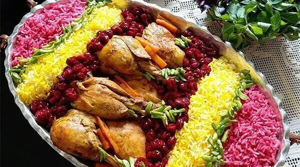 طرز تهیه آلبالو پلو با مرغ مجلسی | تا فصلش هست درست کنید !