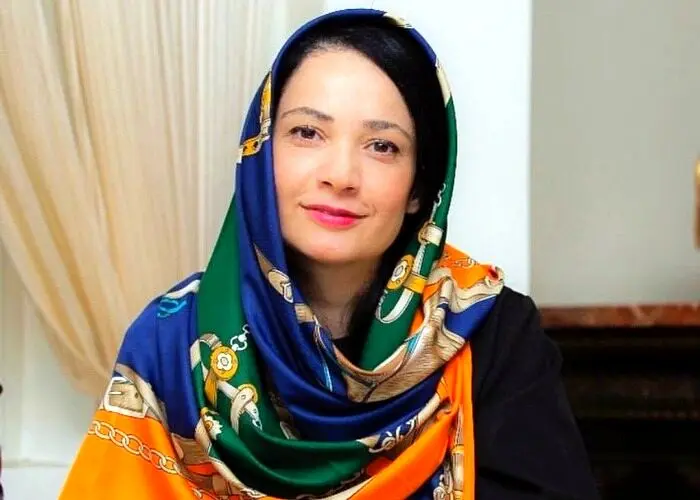 تصویر جالب نسرین نصرتی (فهیمه) در کنار همسر و دخترش سوفی + بیوگرافی