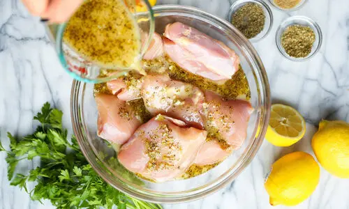 طرز تهیه غذای خوشمزه مجلسی با فیله مرغ + ویدئو