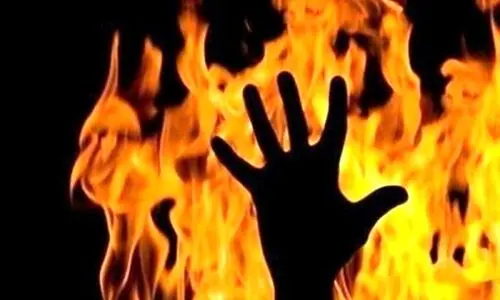 زنده زنده سوختن قاچاقچی سوخت در آتش ! | حادثه وحشتناک در قصرشیرین !
