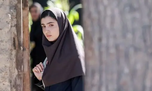 شباهت جالب بازیگر سریال «وحشی» به ستاره کره‌جنوبی | بیوگرافی زهرا مددی بازیگر نقش «شکوفه»