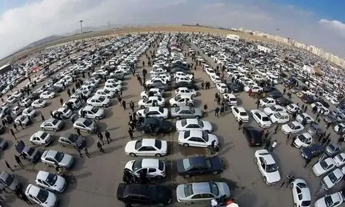 قیمت امروز خودرو ۱۵ آذر ۱۴۰۳ | پژو ۲۰۷ در کانال ۷۰۰ میلیون تومان جا خوش کرد