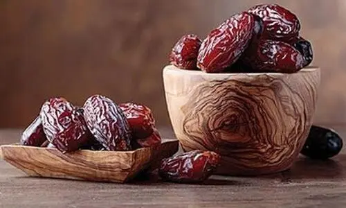 برای کاهش وزن کدام خرما را بخوریم؟ | بهترین انتخاب خرما برای افطار 