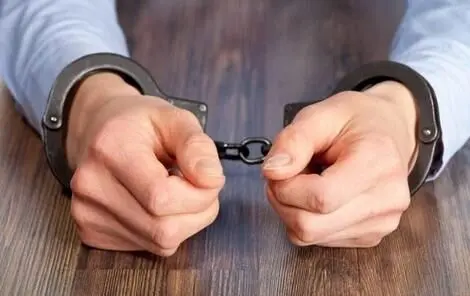 قتل وحشتناک مرد میانسال ثروتمند به دست 2 دانشجو | پسر جوان و دوستش قاتل شدند 