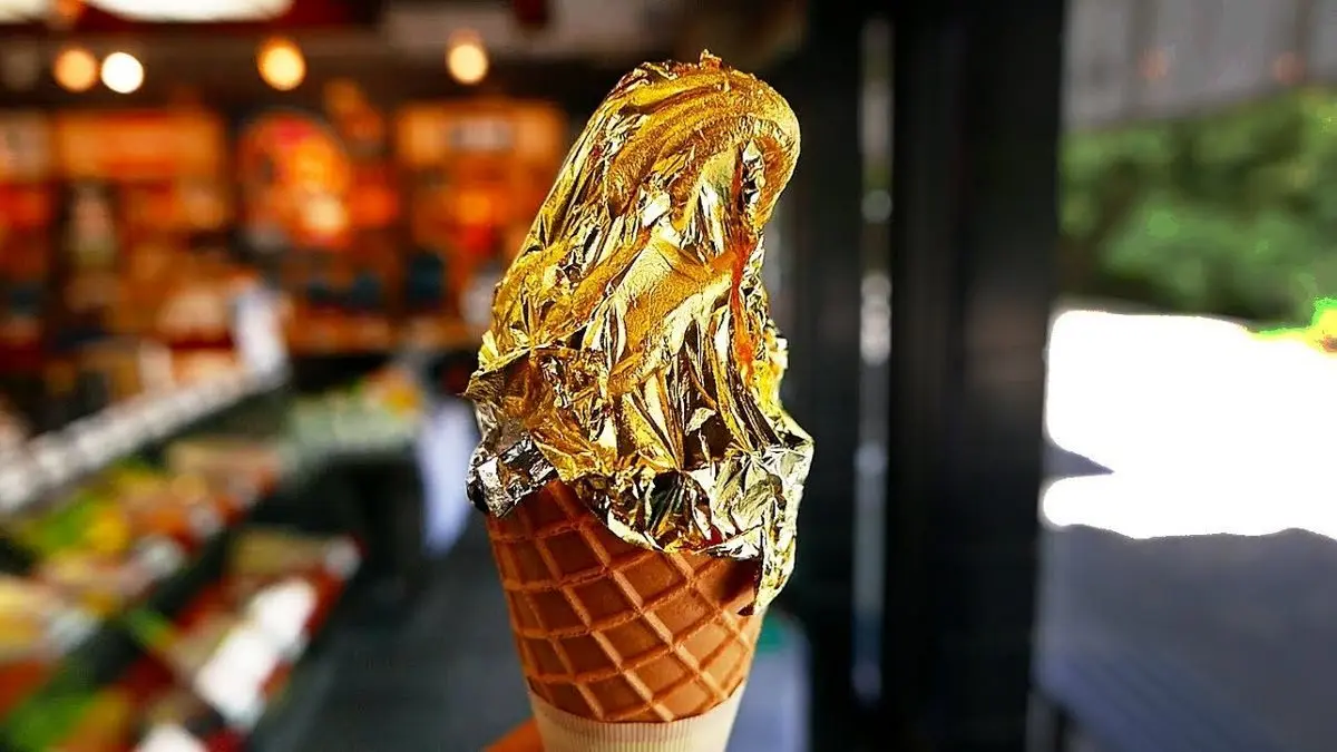 خوراک لاکچری بازان در تهران | سرو بستنی، قهوه، آب و ترافل با طعم طلا | قیمت خوراکی‌های بچه پولدارها چقدر؟