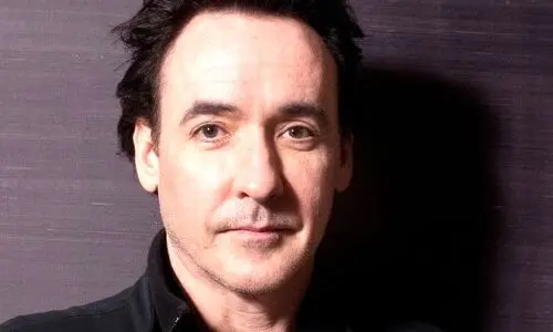 حمایت بازیگر سرشناس هالیوود از ایرانی ها | ایران باید به سلاح هسته‌ای دست یابد + عکس
