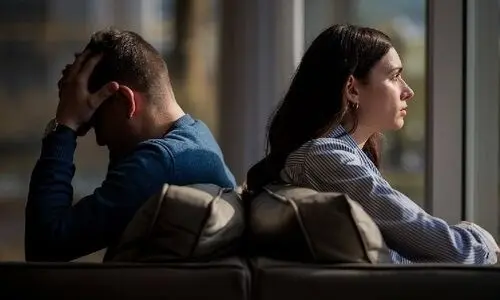 طلاق به درخواست زن؛ شرایط، مراحل و نکات مهم قانونی
