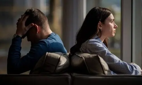 طلاق به درخواست زن؛ شرایط، مراحل و نکات مهم قانونی