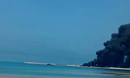انفجار و آتش سوزی مهیب در بندر بوشهر + فیلم