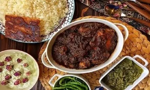 طرز تهیه مرغ ترش اصیل گیلانی | جایگزین سبزی مرغ ترش چیست ؟