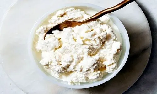 طرز تهیه پنیر خانگی با شیر و لیمو | ترفند های حرفه ای تهیه پنیر