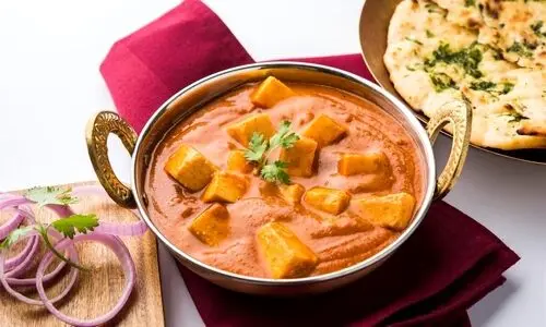 طرز تهیه شاهی پنیر |  غذای هندی محبوب گیاهخواران