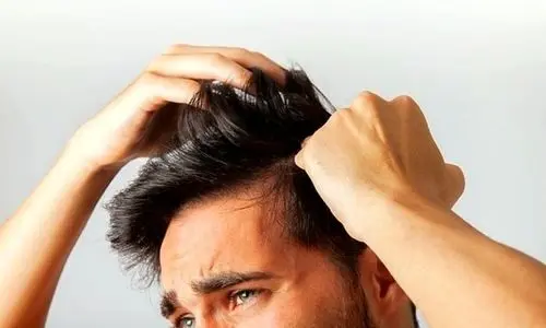 چرا موهایتان درد میکند؟ | بهترین درمان درد ریشه موی سر 