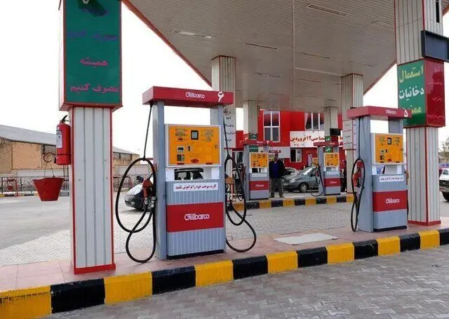 نوسان دلار، قیمت بنزین سوپر را بالا برد