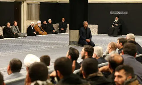 لباس متفاوت فرمانده کل سپاه در دیدار رهبری دیشب +عکس