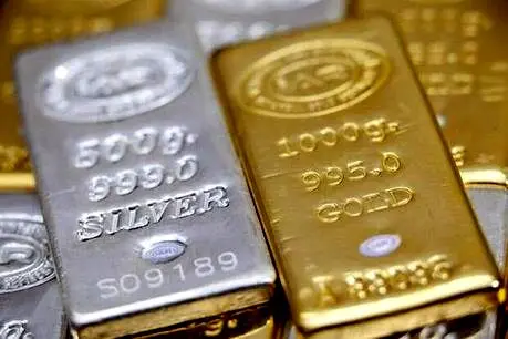 قیمت جهانی طلا و نقره امروز سه‌شنبه 2 اردیبهشت 1404 | تحلیل و پیش‌بینی روند قیمت‌ها