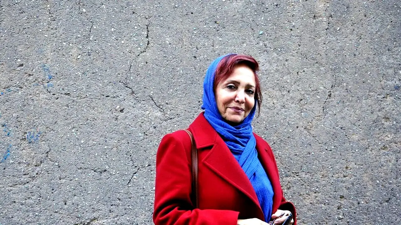 ویرانی منزل خانم بازیگر معروف در حمله اسرائیل  !
