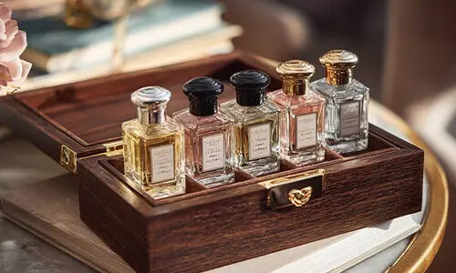 عطر شرکتی بیشتر میمونه یا این عطرهای گرمی؟