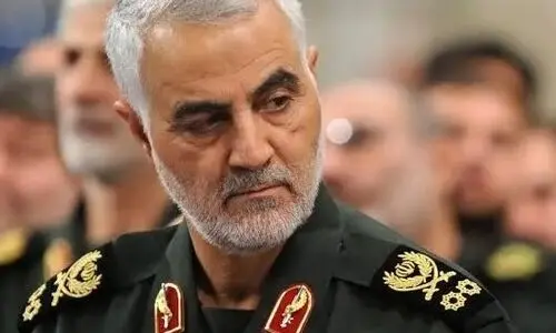 حضور فرزندان شهید سلیمانی در مراسم وداع با شهدا + عکس