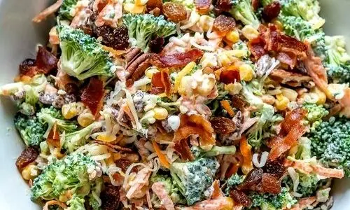طرز تهیه سالاد مخصوص غذاهای نونی + ویدئو