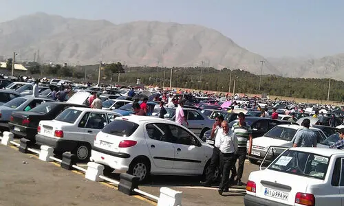 تغییر قیمت‌ها در بازار خودرو شنبه ۱۷ آذر | قیمت پژوپارس در آستانه ۹ رقمی شدن