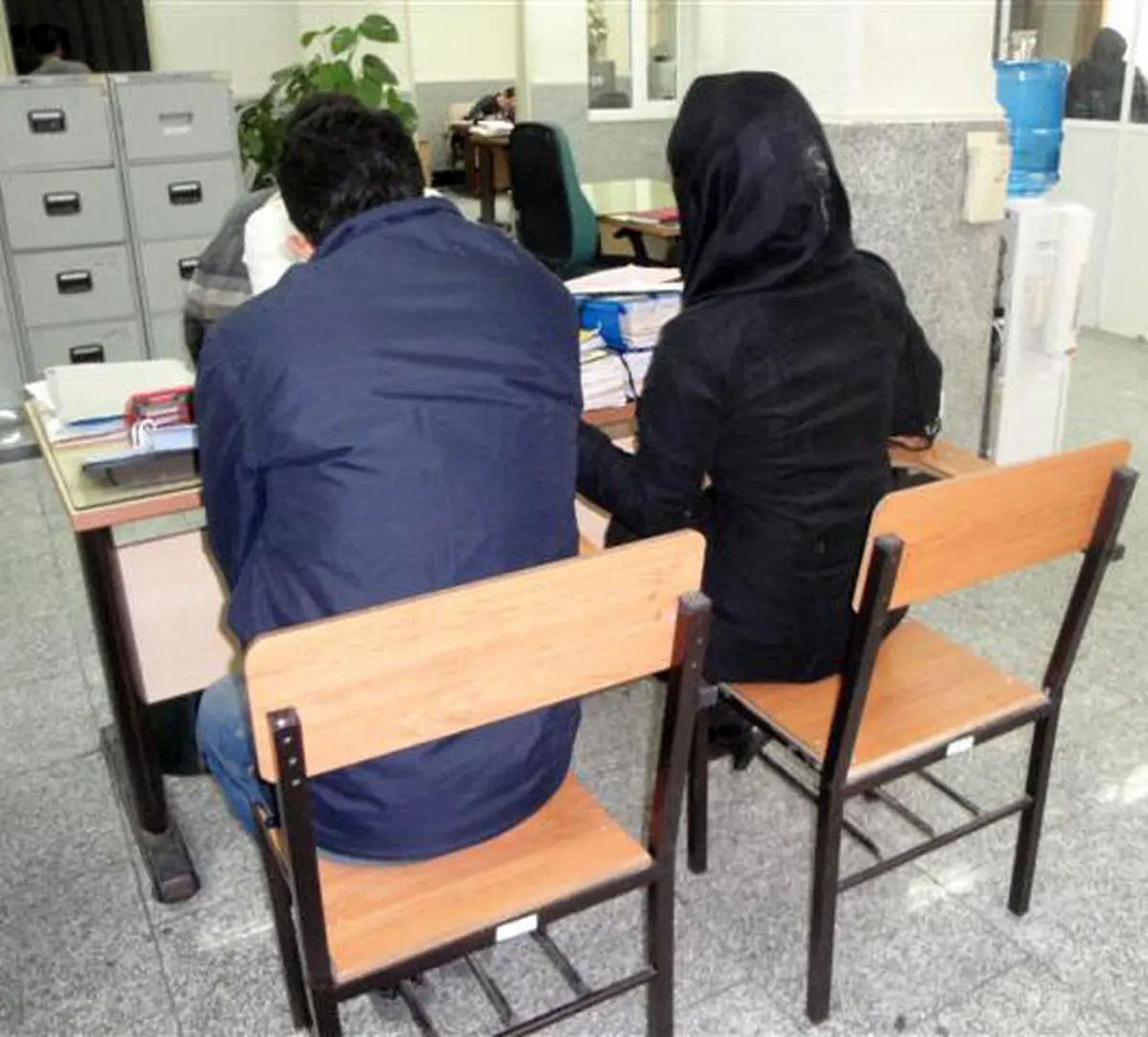 همدستی با قاتل برای فریب زنان | قاتل بخشیده شده برای آزادی از زندان نقشه کلاهبرداری کشید