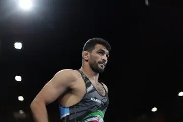  عکسی از حسن یزدانی و همسرش در مراسم عروسی لو رفت +عکس