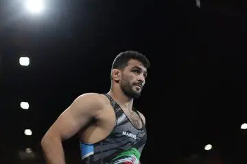  عکسی از حسن یزدانی و همسرش در مراسم عروسی لو رفت +عکس