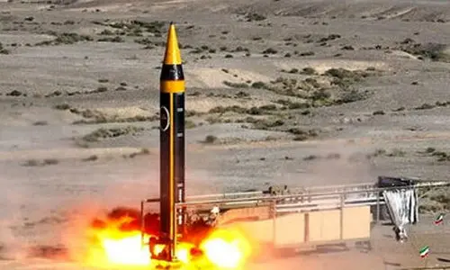 عکس متفاوت رسانه خارجی از درخشش موشک ایرانی