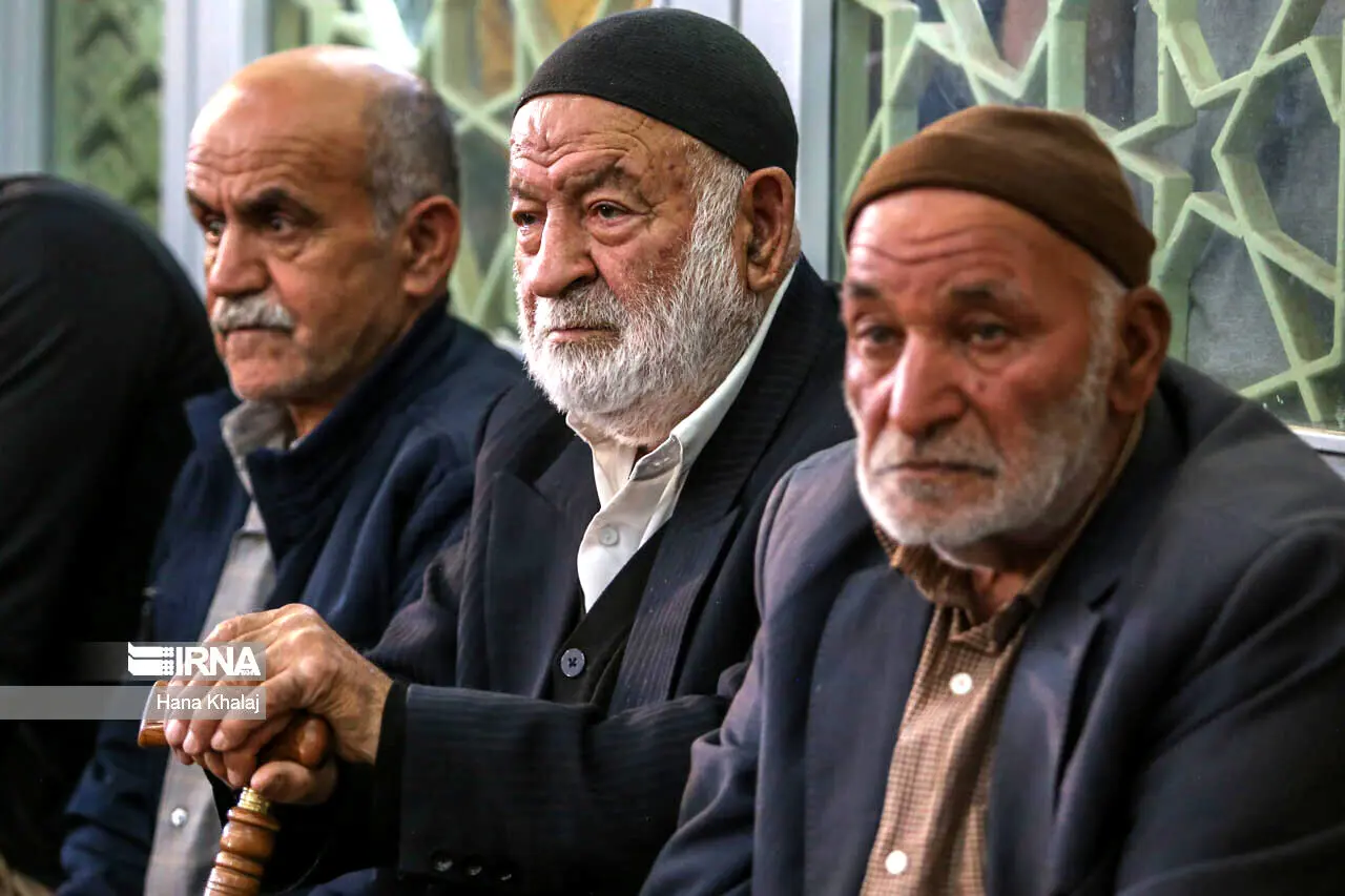 واریزی ویژه به حساب بازنشستگان | تاریخ واریز عیدی بازنشستگان اعلام شد