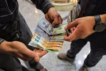 قیمت دلار امروز پنجشنبه ۲۲ خرداد | واکنش قیمت دلار به اخبار هسته ای
