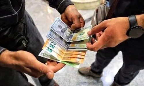 قیمت دلار و یورو در بازار آزاد امروز اول مردادماه ۱۴۰۴ |  افزایش ۲۱۵ تومانی قیمت دلار آزاد